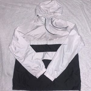Zine (Zumies) white and black windbreaker